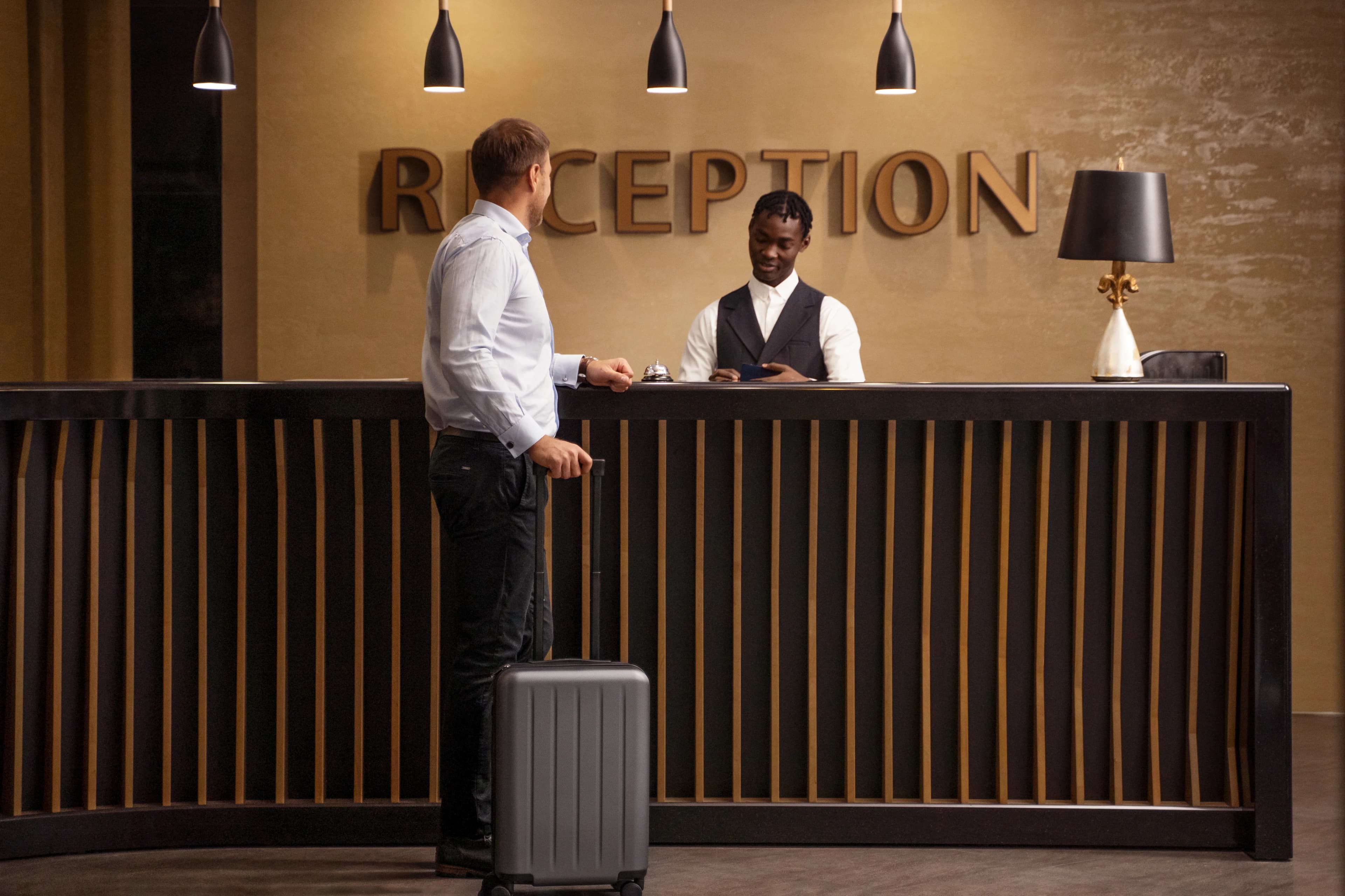 How Elizabeth Hotel Eliminated Guest Complaints with Complete Network Transformation